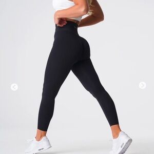 NVGTN Signature Leggings